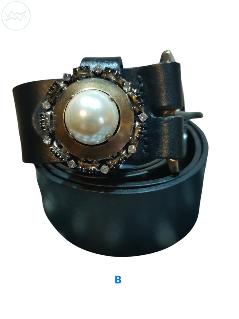 Cinture in vera pelle nera con fibbia gioiello