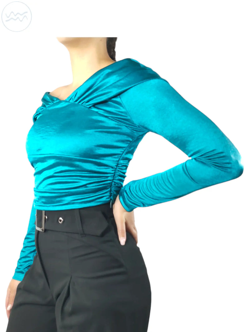 Top con spalle scoperte