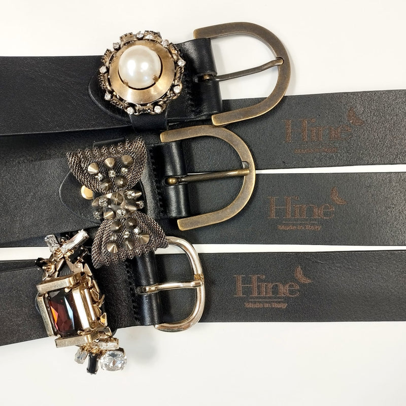 Cinture in vera pelle nera con fibbia gioiello
