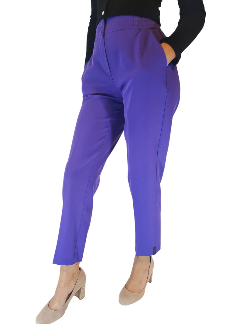 Pantaloni carota viola