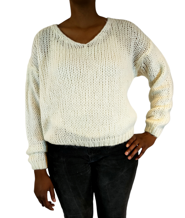 Comfortable White Knitted Sweater