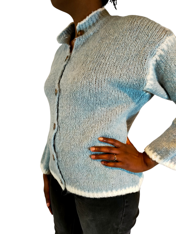 Comodo cardigan in lana blu
